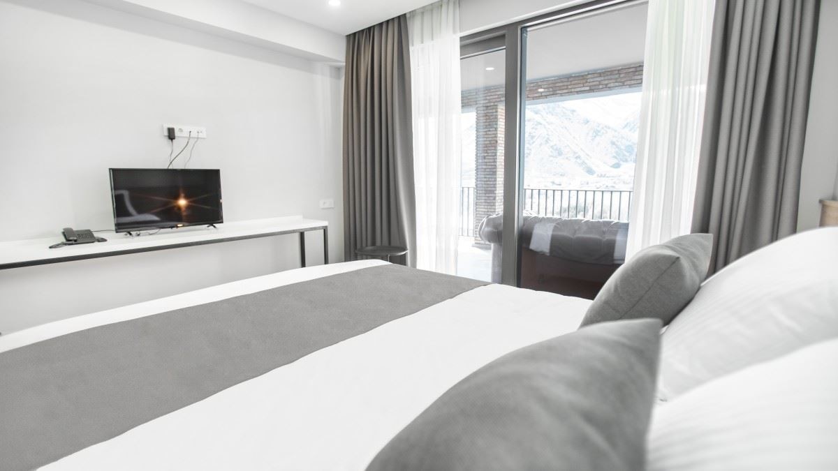 rooms-lux-with-terrace