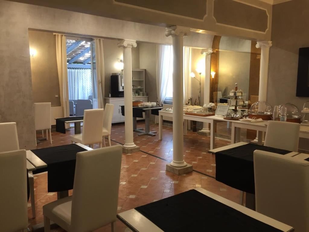 restaurants-breakfast-room