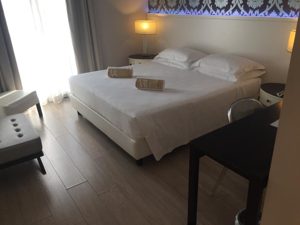 rooms-classic-double-room