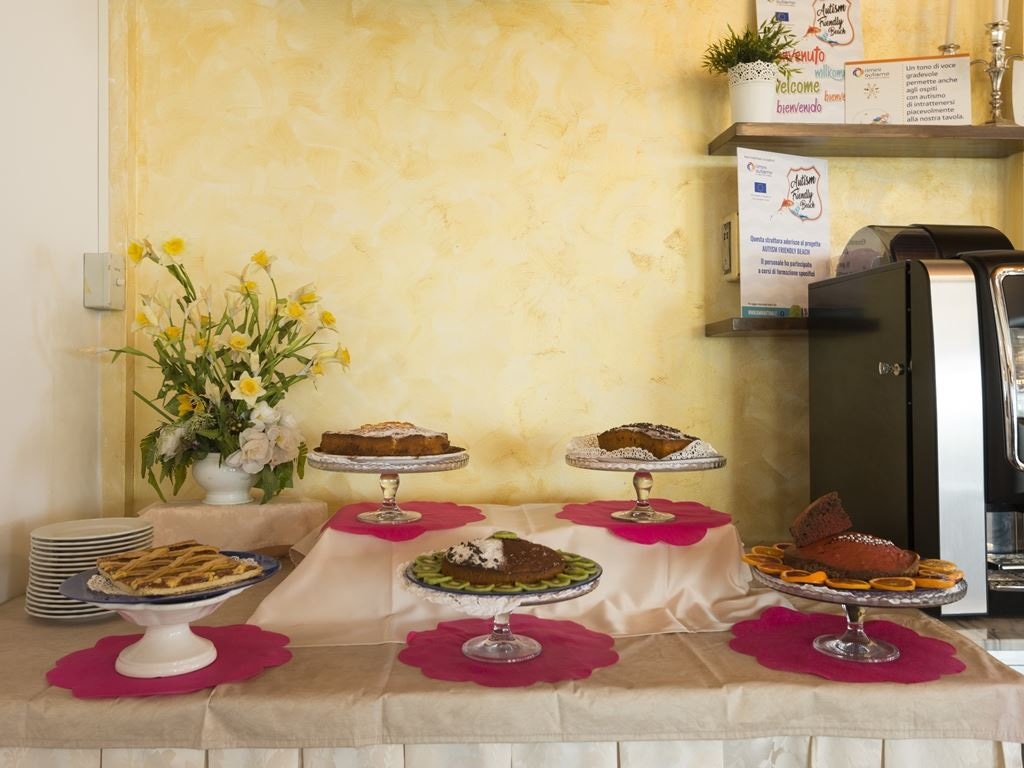 restaurants-restaurant