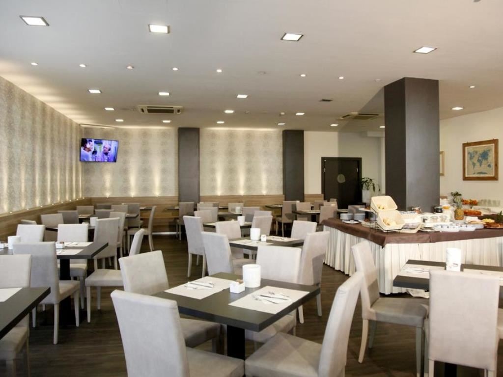 restaurants-restaurant