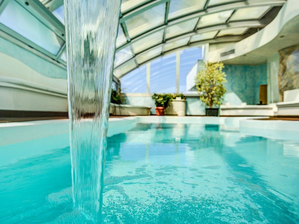 pools-indoor-pool