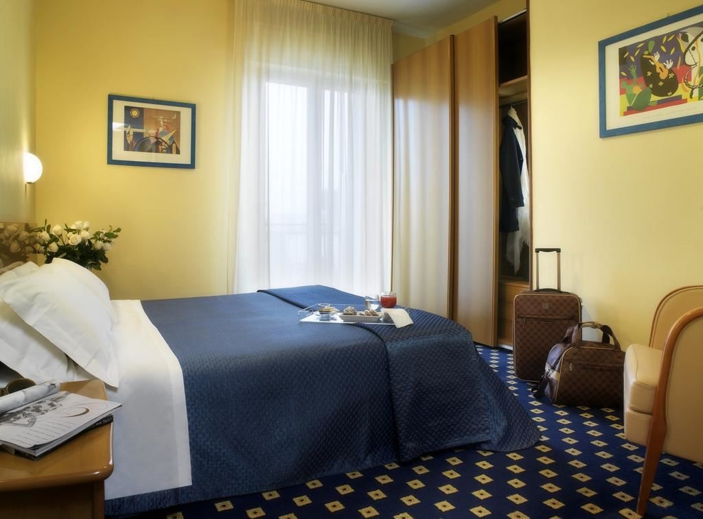 rooms-comfort-room-with-balcony-double-single-use