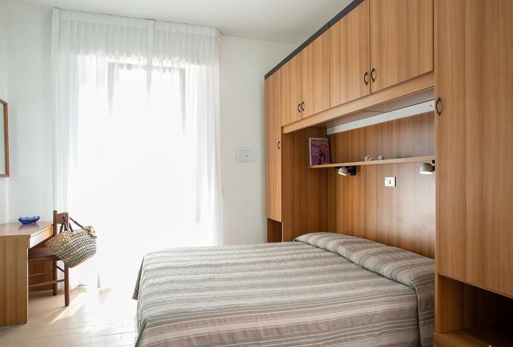 rooms-comfort-balcony-single-use