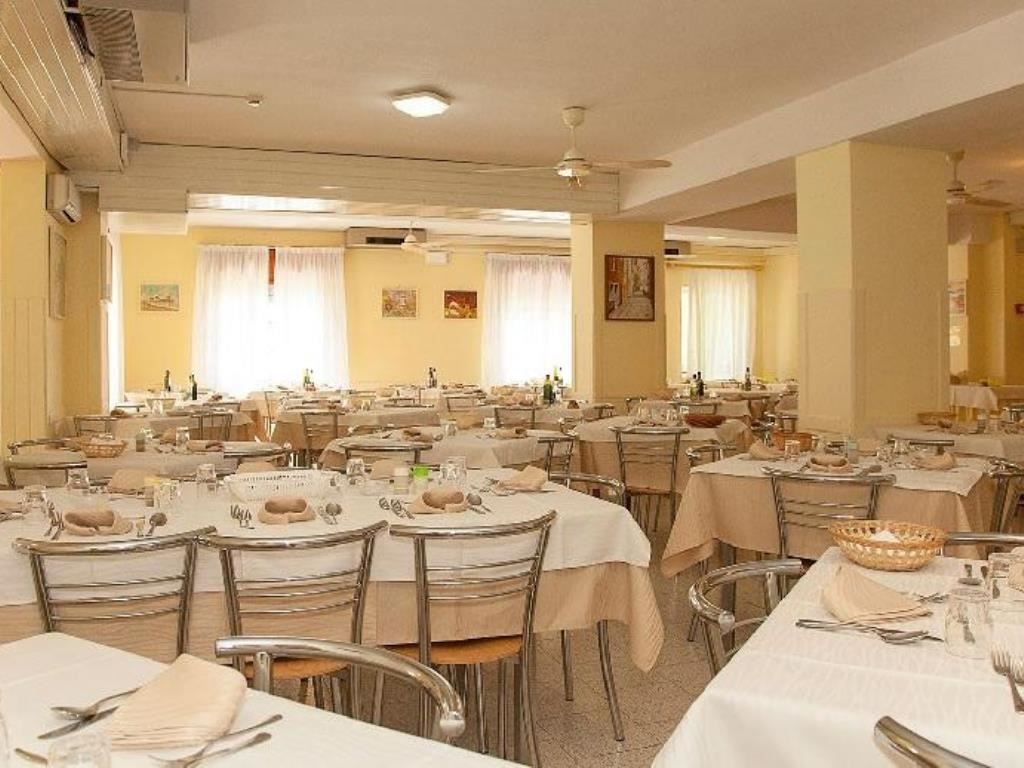 restaurants-breakfast-room