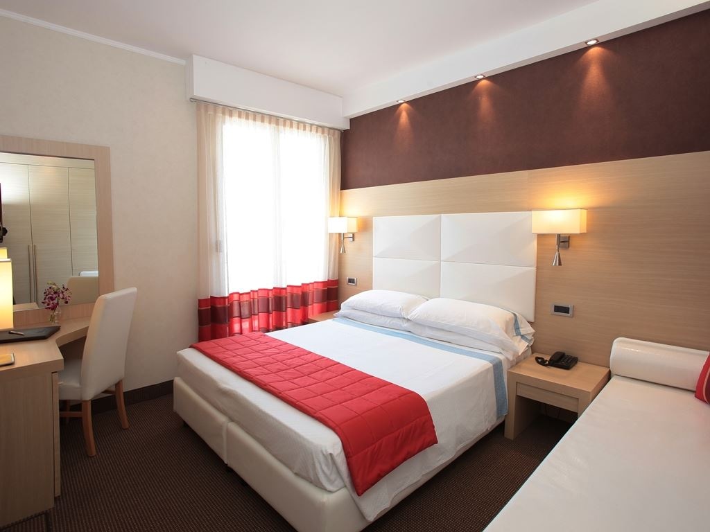 rooms-adriatica-room-side-sea-view