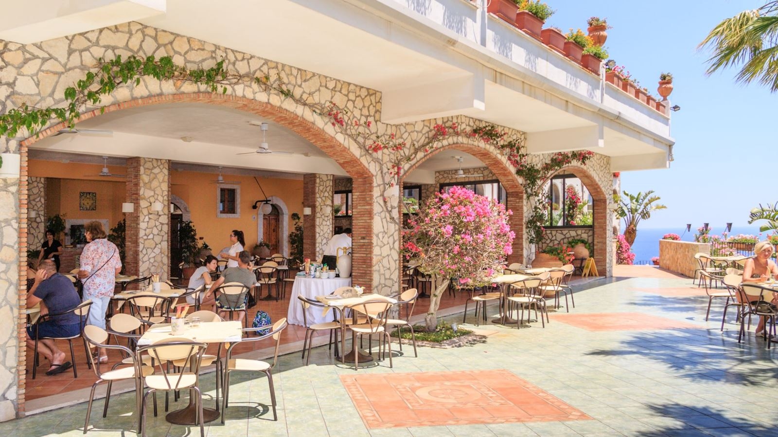 restaurants-restaurants