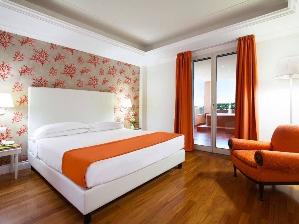 rooms-superior-room-frontal-sea-view-with-balcony-or-terrace