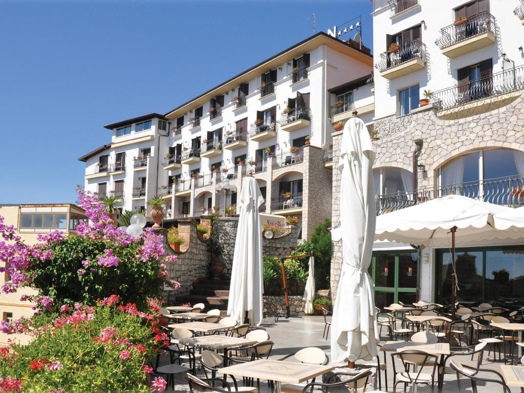 general-main-building