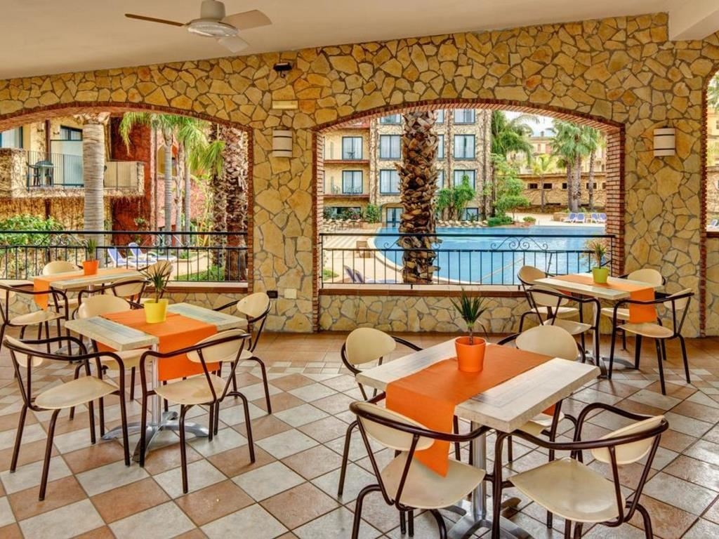 restaurants-restaurant