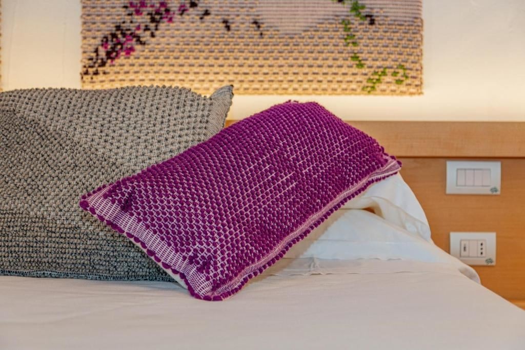 rooms-superior-sea-triple-room