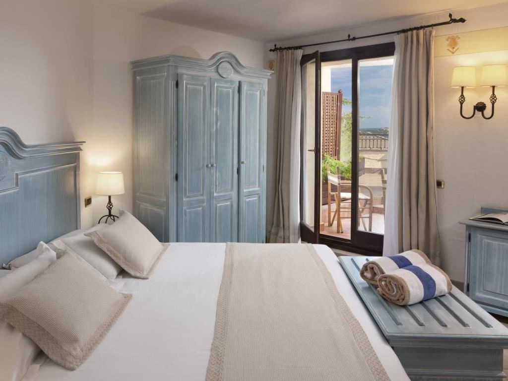 rooms-standard-room-mountain-view-with-balcony-or-terrace