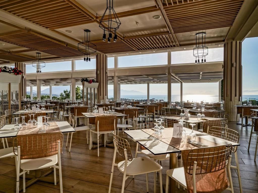 restaurants-restaurant