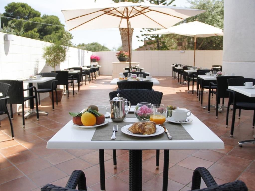 restaurants-restaurant