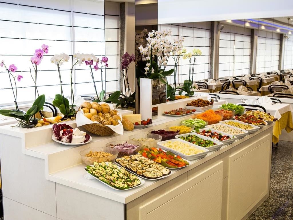 restaurants-restaurant