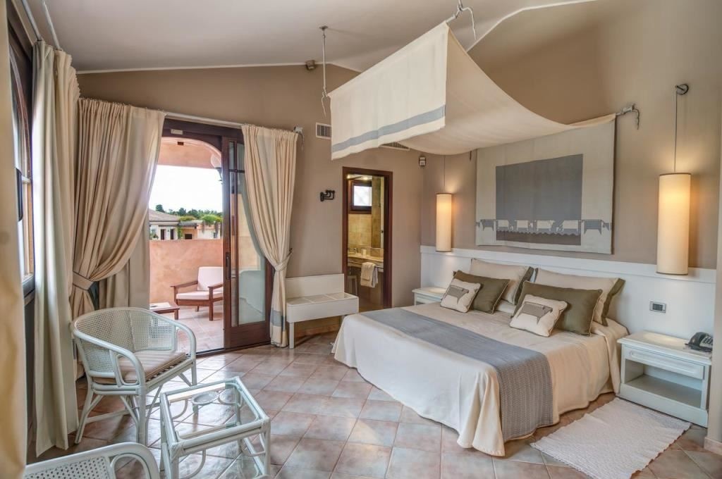 rooms-classic-standard-room-with-patio-or-terrace