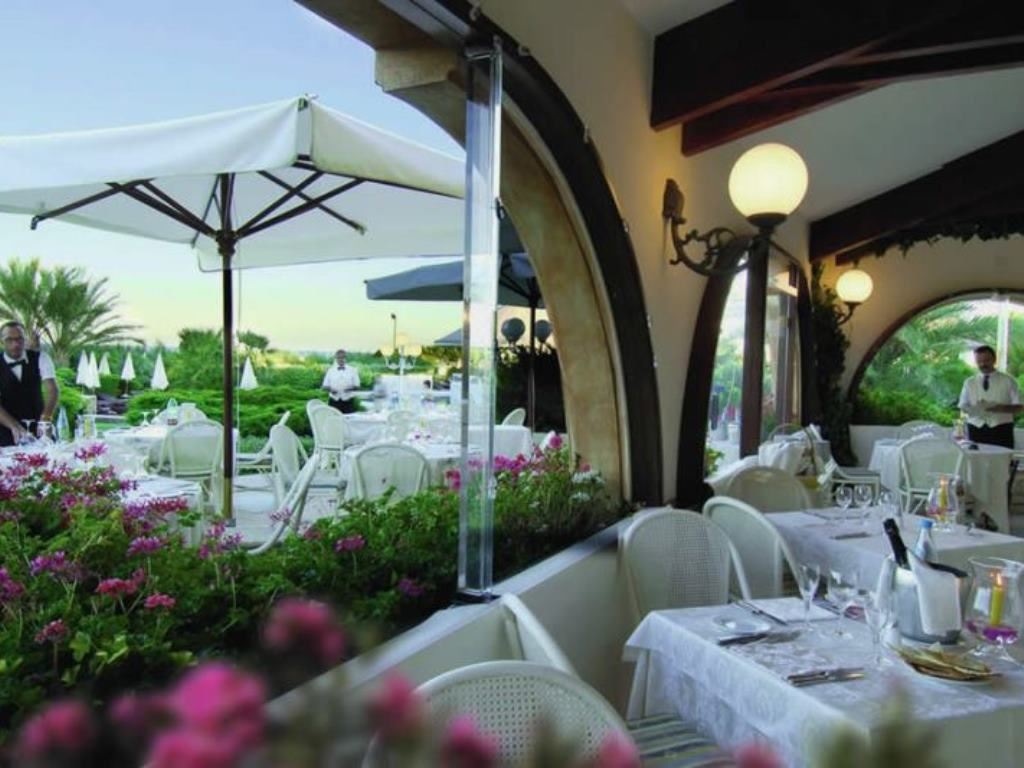 restaurants-restaurant