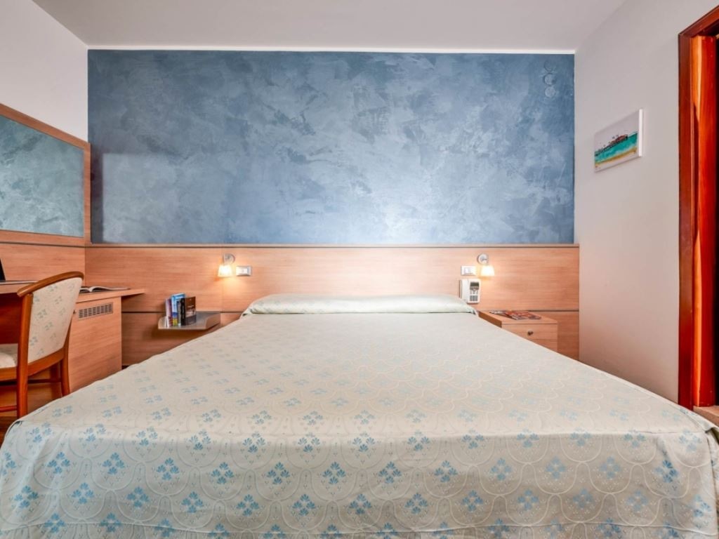 rooms-standard-balcony