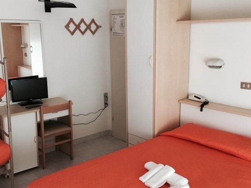 rooms-standard-room-with-balcony