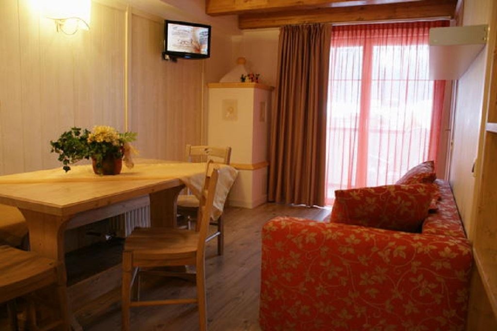 rooms-2room-apartment-superior