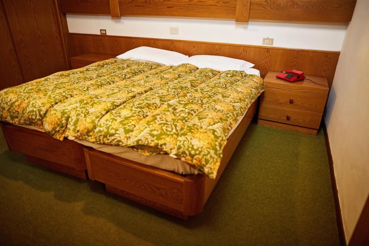 rooms-standard-room-3-pax