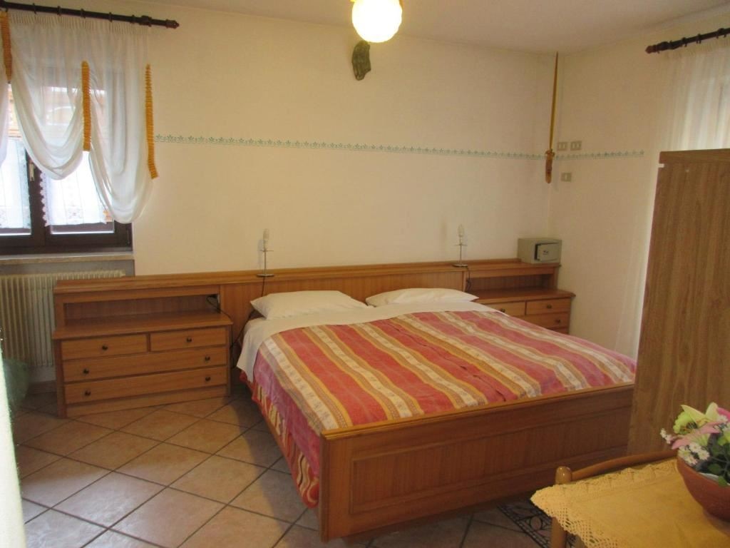 rooms-standard-room-double-single-use