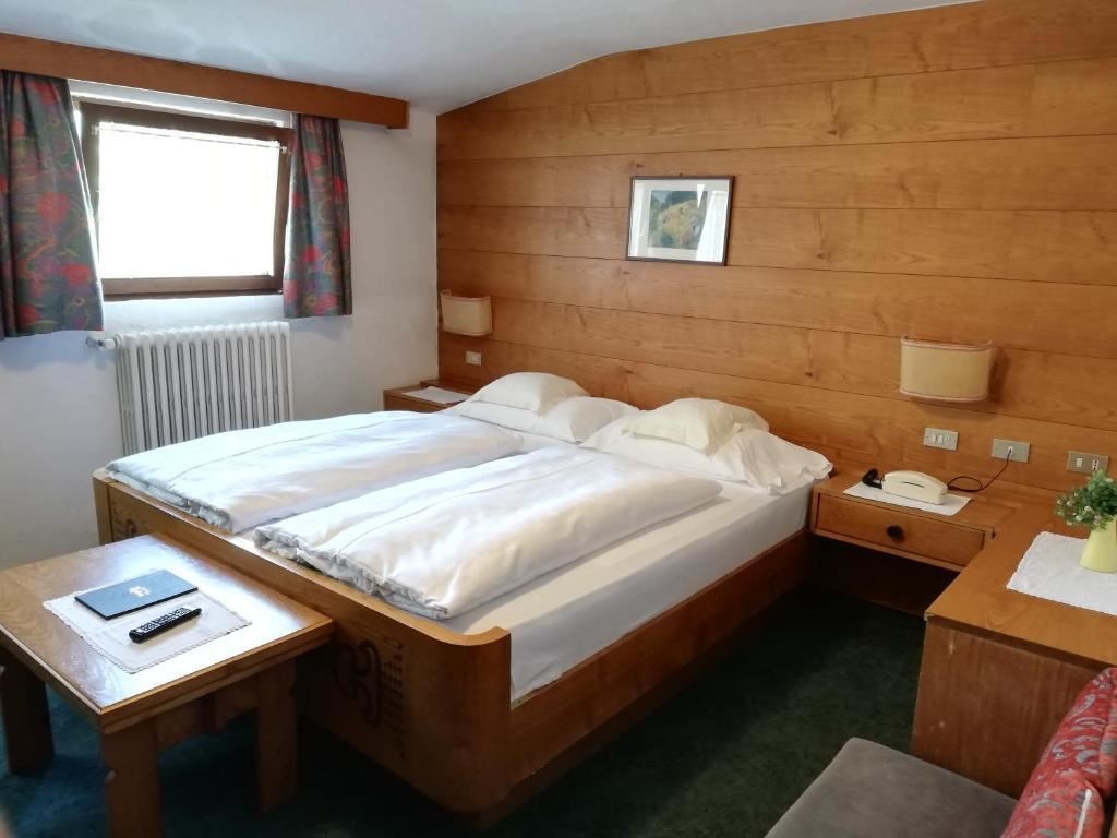 rooms-standard-room-3-pax