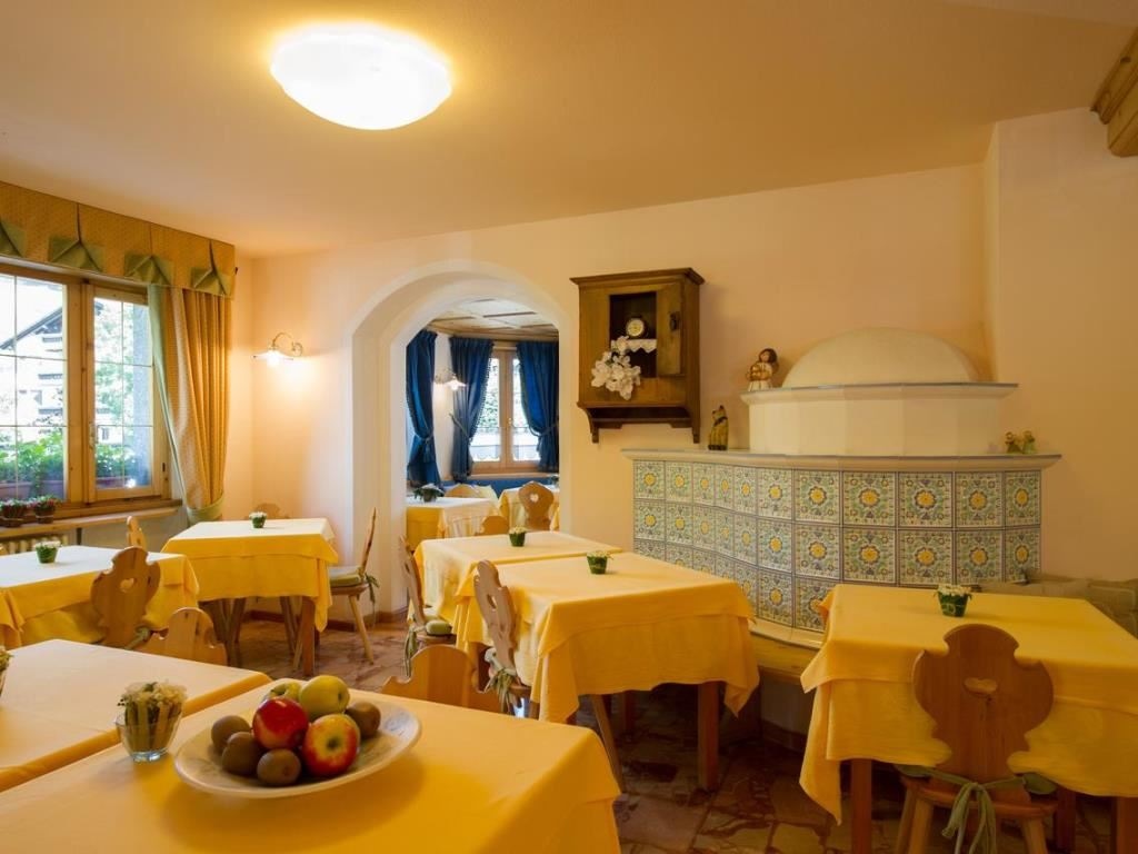 restaurants-breakfast-room