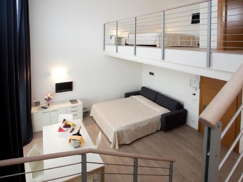 rooms-duplex-with-terrace