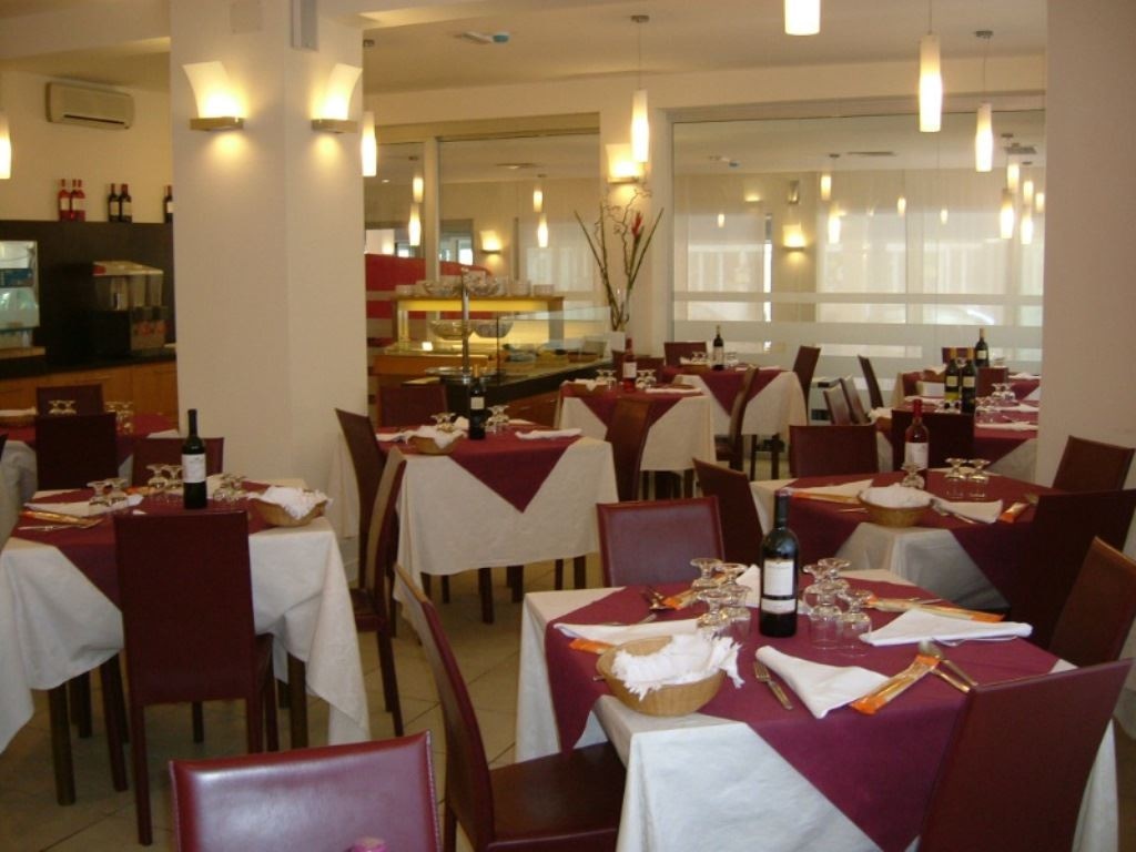 restaurants-breakfast-room