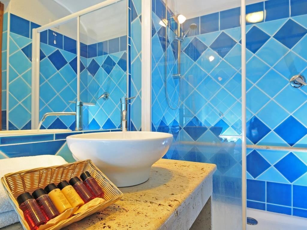 rooms-standard-room