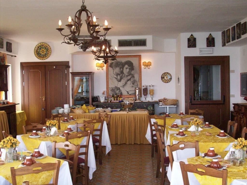 restaurants-bar