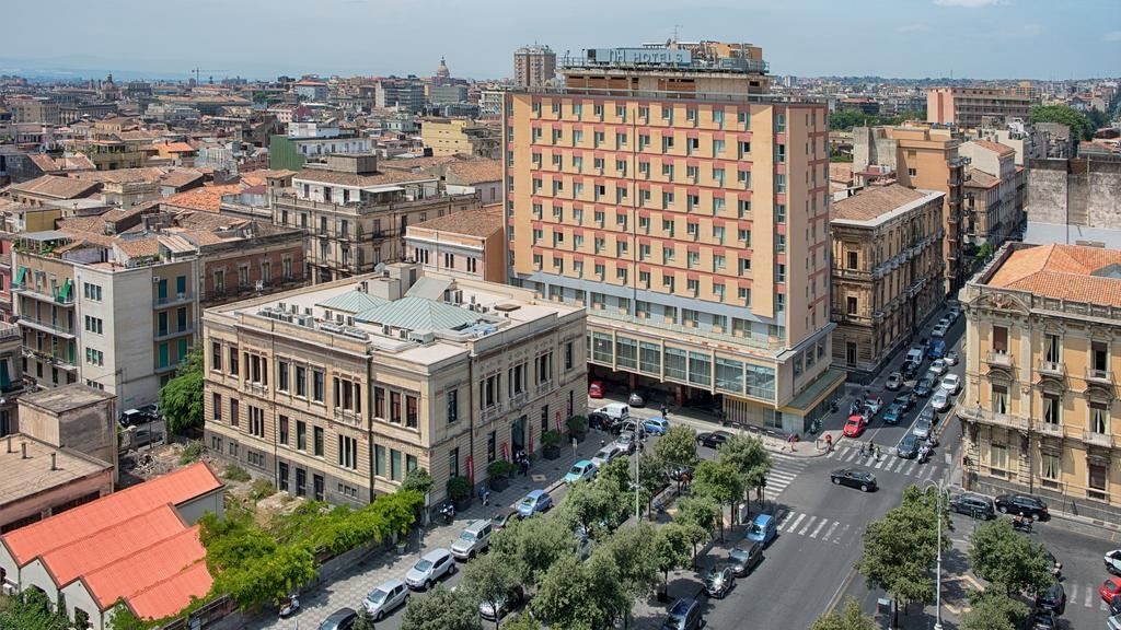 general-main-building