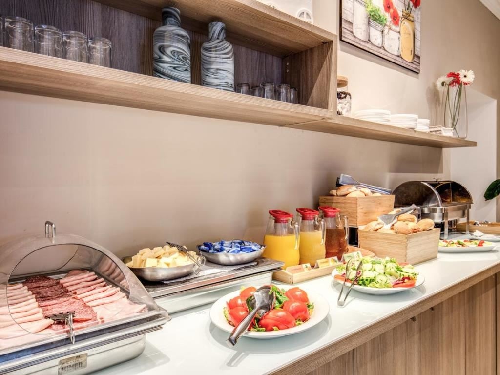 restaurants-breakfast-room