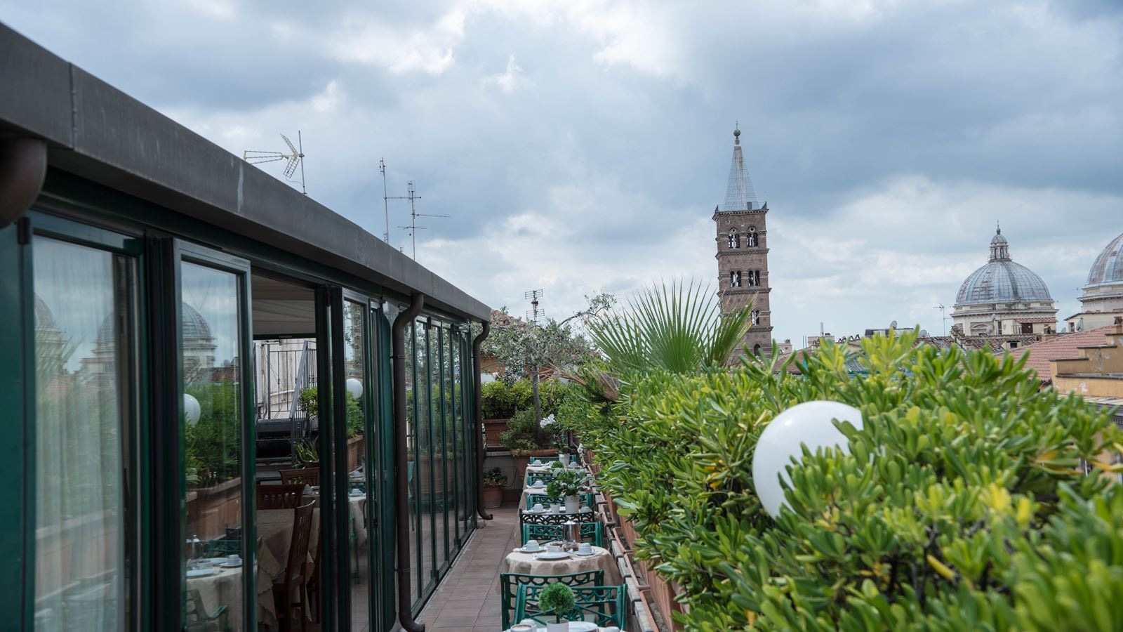 restaurants-restaurants