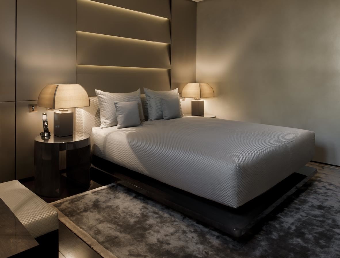 rooms-armani-deluxe-room