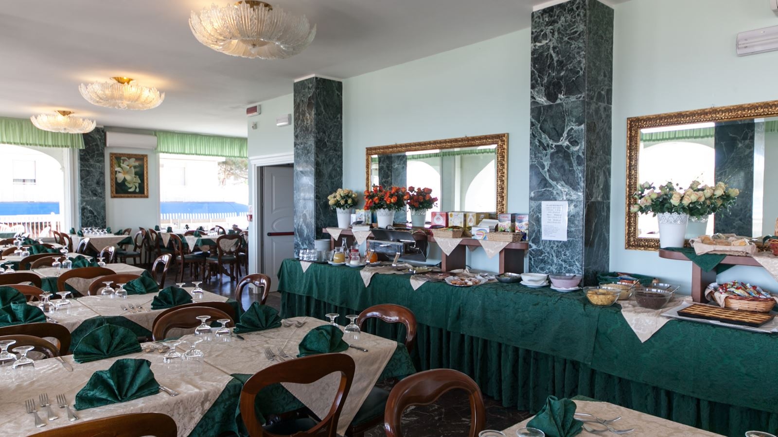 restaurants-restaurant