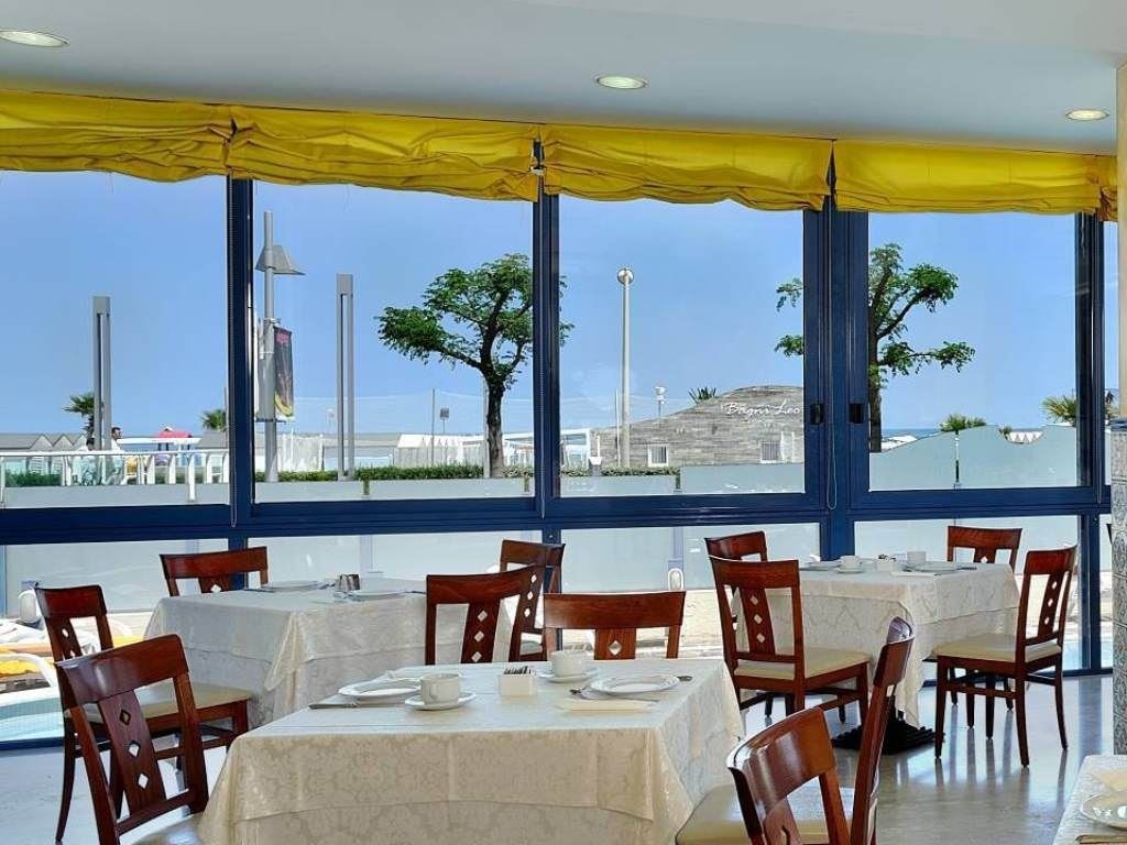 restaurants-restaurant
