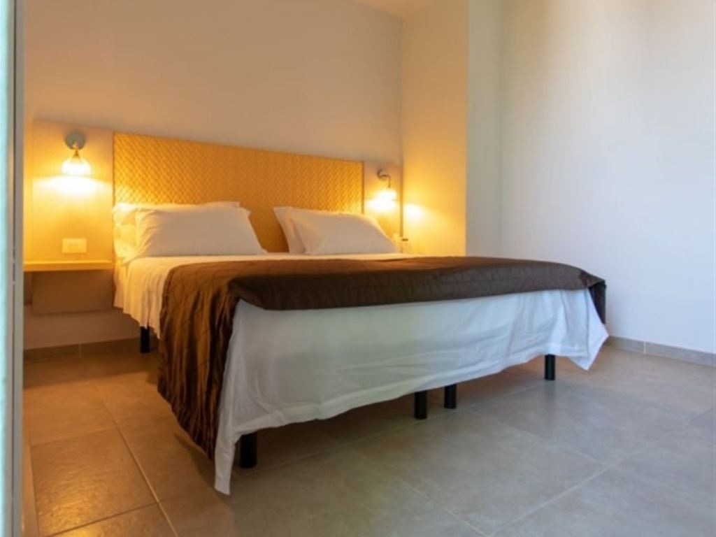 rooms-comfort-double-room-with-balcony