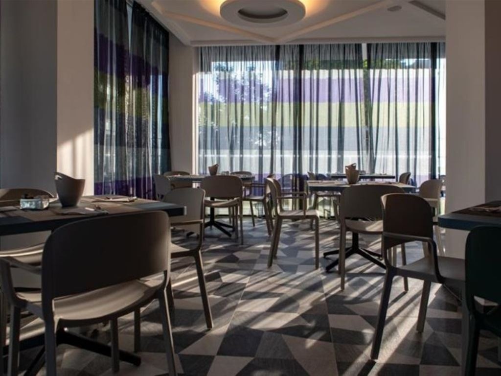 restaurants-breakfast-room