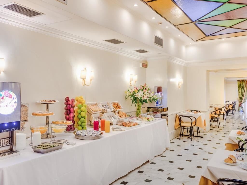 restaurants-breakfast-room