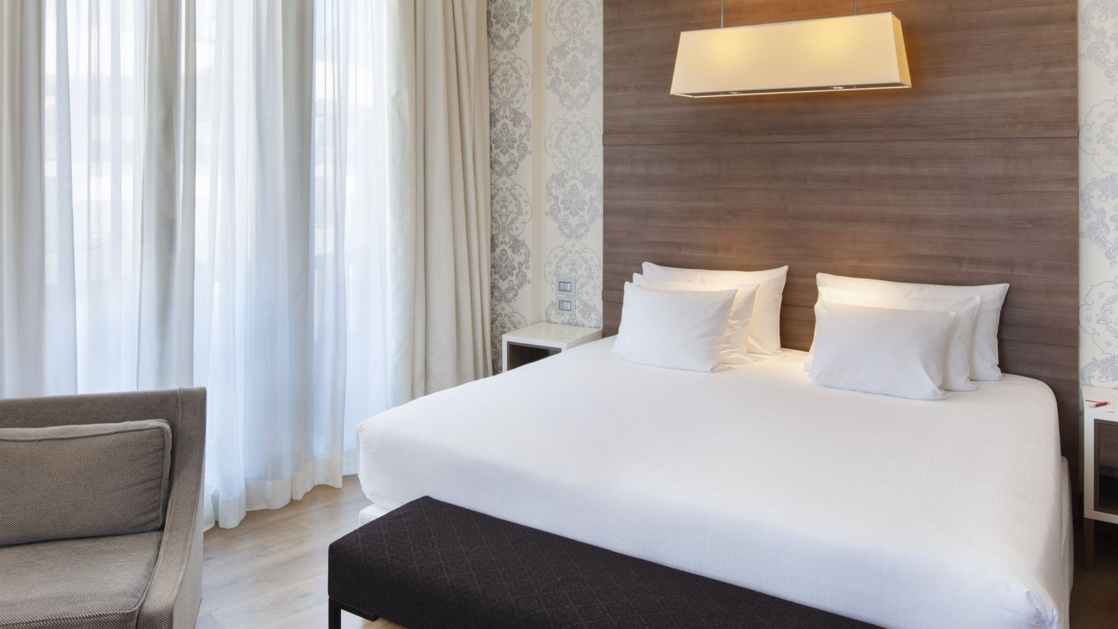 rooms-suite-capacity-1