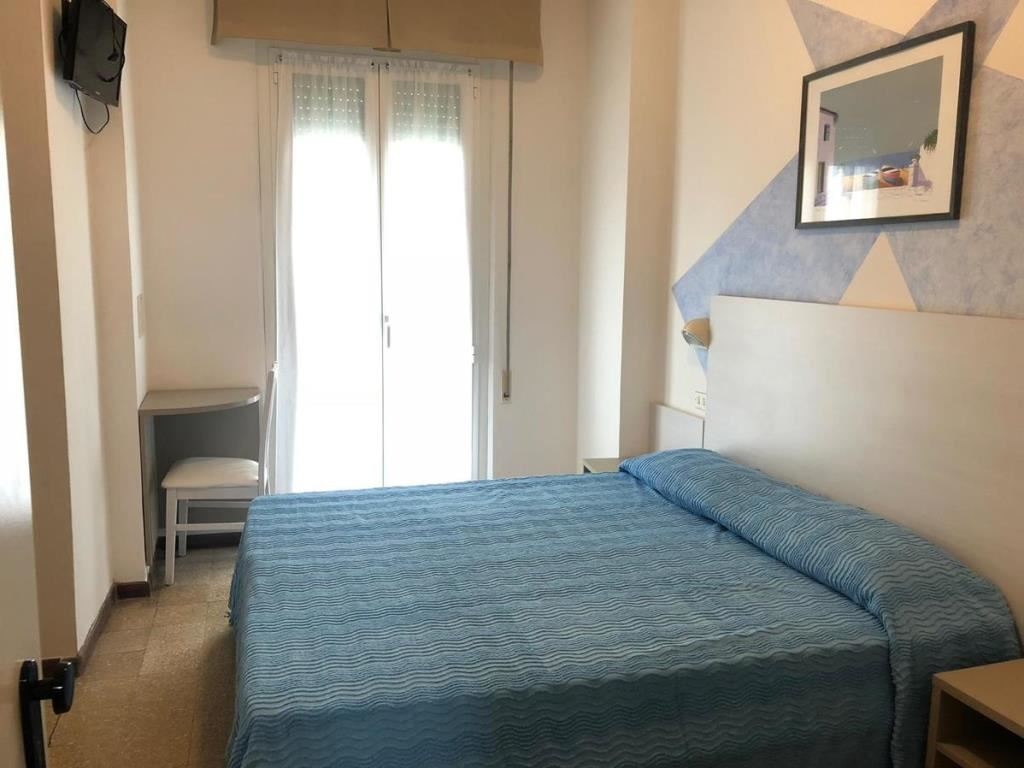 rooms-standard-room-with-balcony