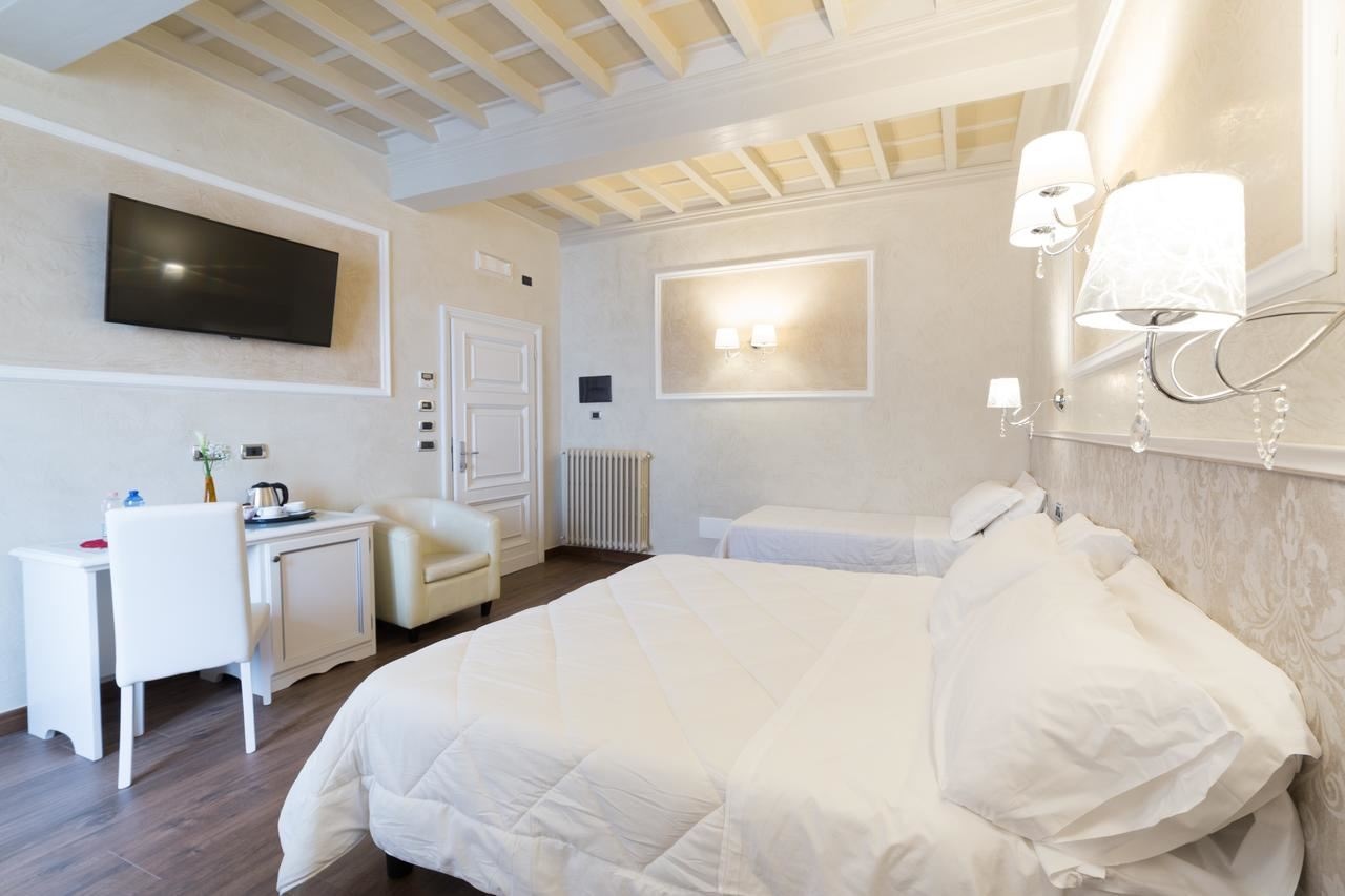 rooms-standard-room-quadruple