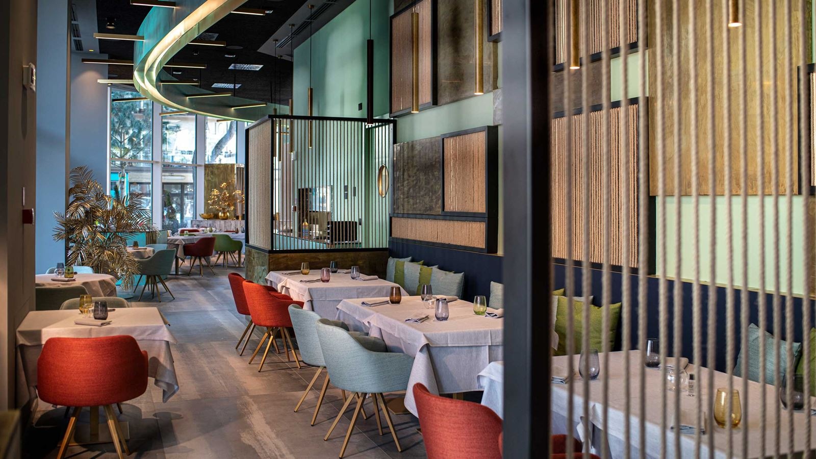 restaurants-restaurants