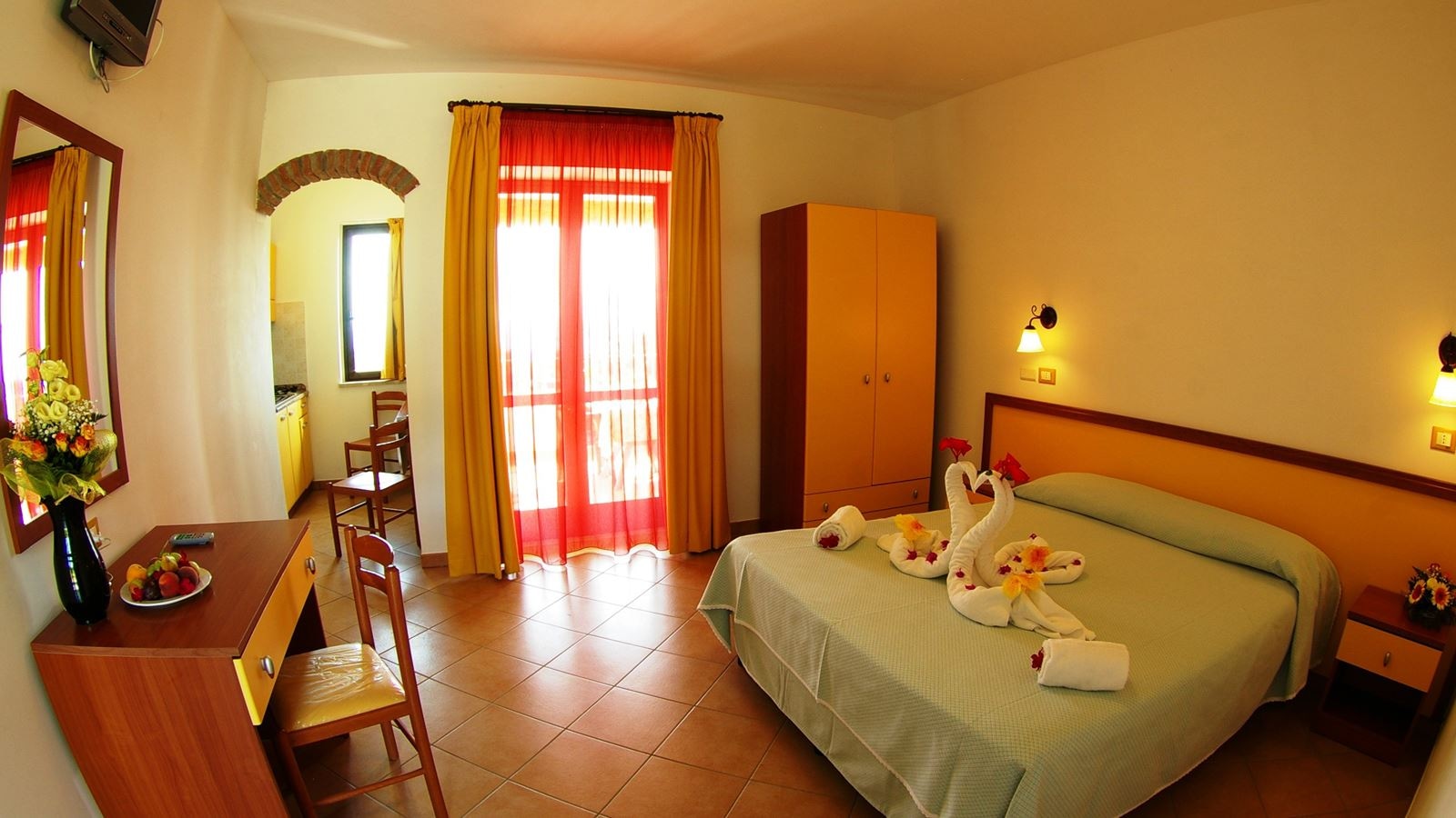rooms-double-room-lateral-sea-view