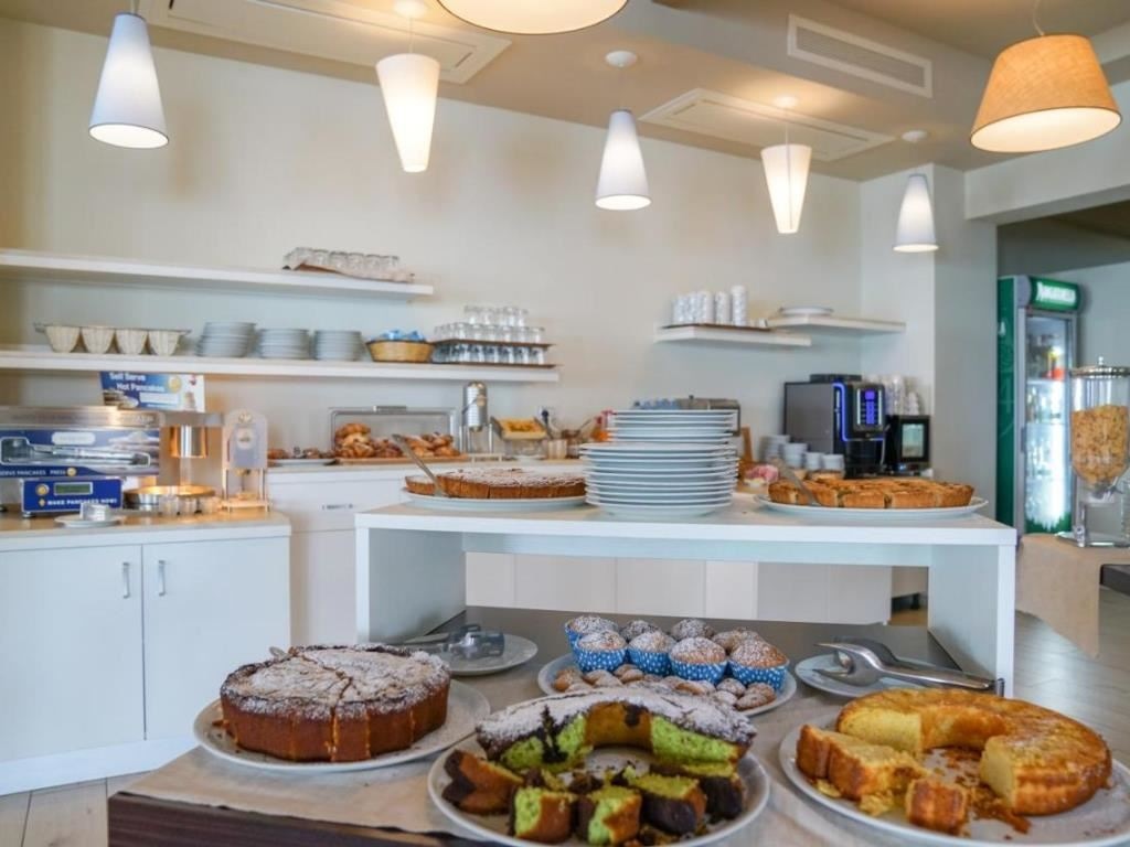 restaurants-restaurant