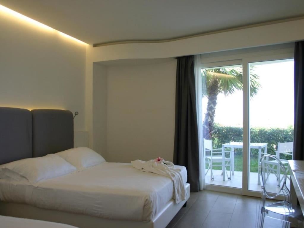 rooms-double-superior-room