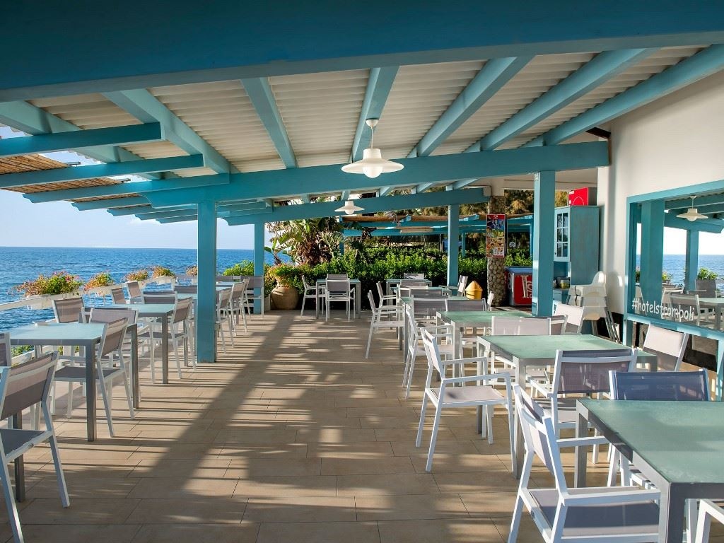 restaurants-restaurant