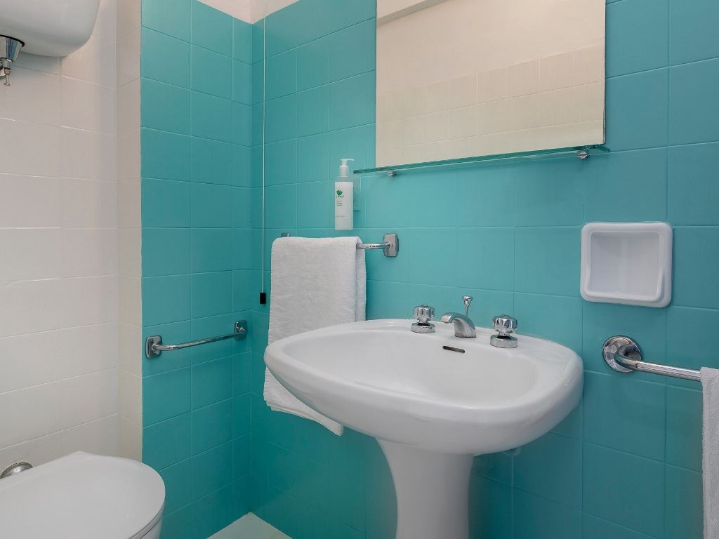 rooms-comfort-room